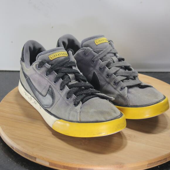 Youth Nike Livestrong Sz 6.5 008735 Black Gray Yellow Casual Canvas Sneakers - Picture 2 of 8